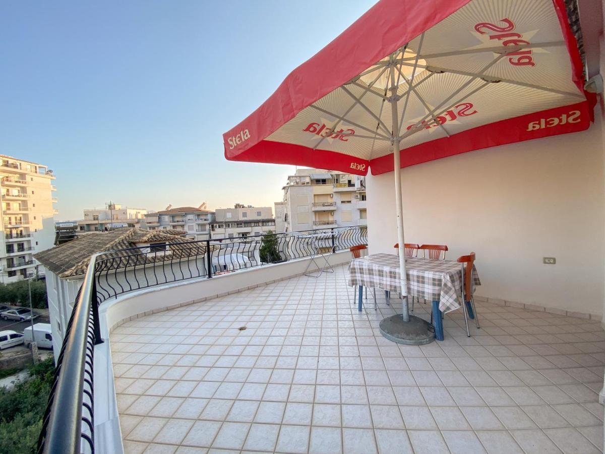 Summerland Apartament *